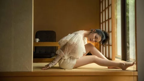 中学书记屋顶坠亡